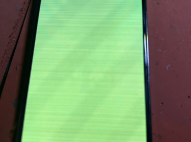 Giá Thay Màn Hình iPhone Chính Hãng Bao Nhiêu?